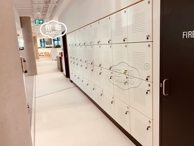 國(guó)外客戶定制垃圾桶
