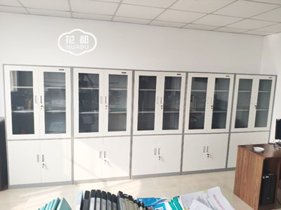 中國(guó)農(nóng)業(yè)發(fā)展銀行焦作市分行購(gòu)買垃圾桶